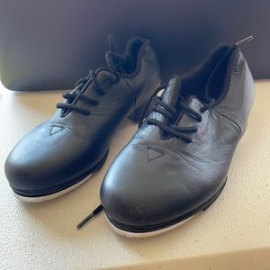 Black Bloch Tap Shoe